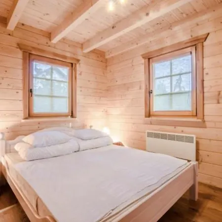 Klimatyczny Z Drewna Nad Morzem Vakantiehuis Debina (Ustka)