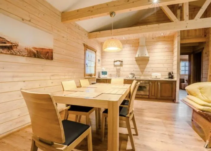 Klimatyczny Z Drewna Nad Morzem *