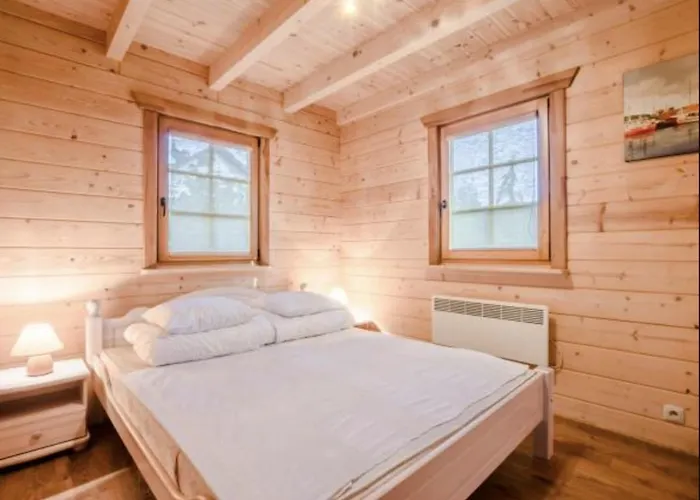 Klimatyczny Z Drewna Nad Morzem Casa de Férias Debina (Ustka)