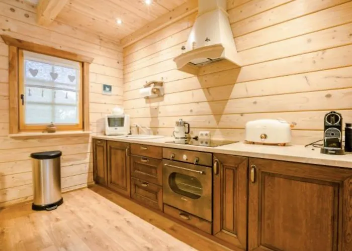 Klimatyczny Z Drewna Nad Morzem *